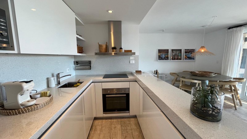 Alquier departamento de tres dormitorios con vista al mar